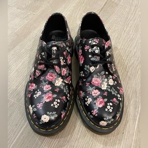Floral Dr. Martens Doc Martens Oxford 3-eyelet Black UK 4